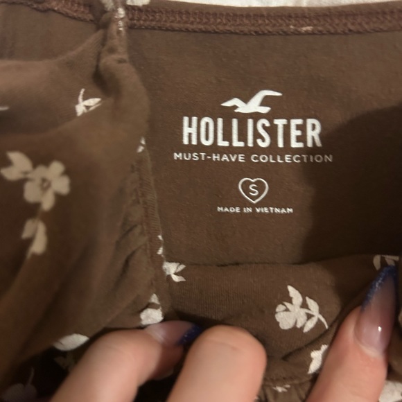 Hollister brown floral cropped tank top - Picture 2 of 2